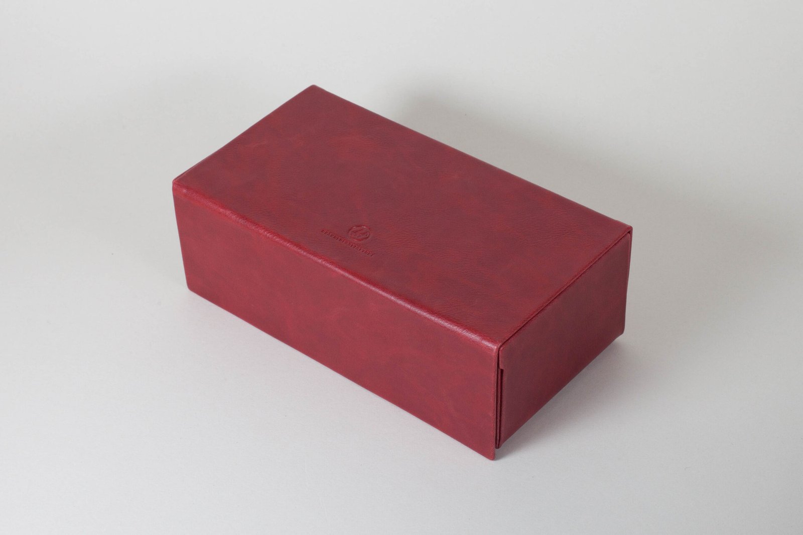 HK0013 Steel Case Vintage PU Red