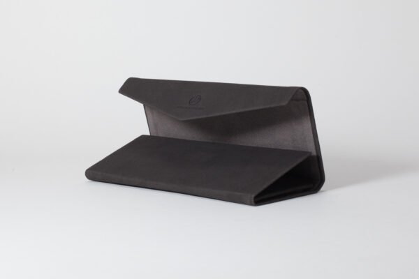 FF62 Pull-up Leather - Image 3