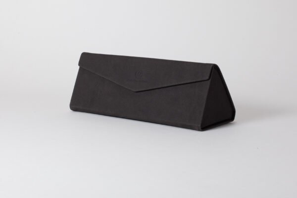 FF62 Pull-up Leather