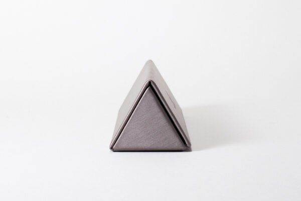 FF7 Case PU Grey - Image 2
