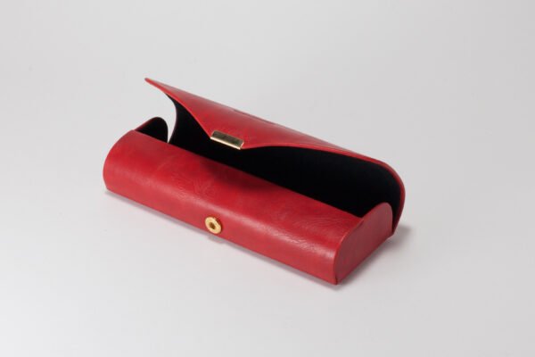 HFU62M Leatherette Red - Image 2