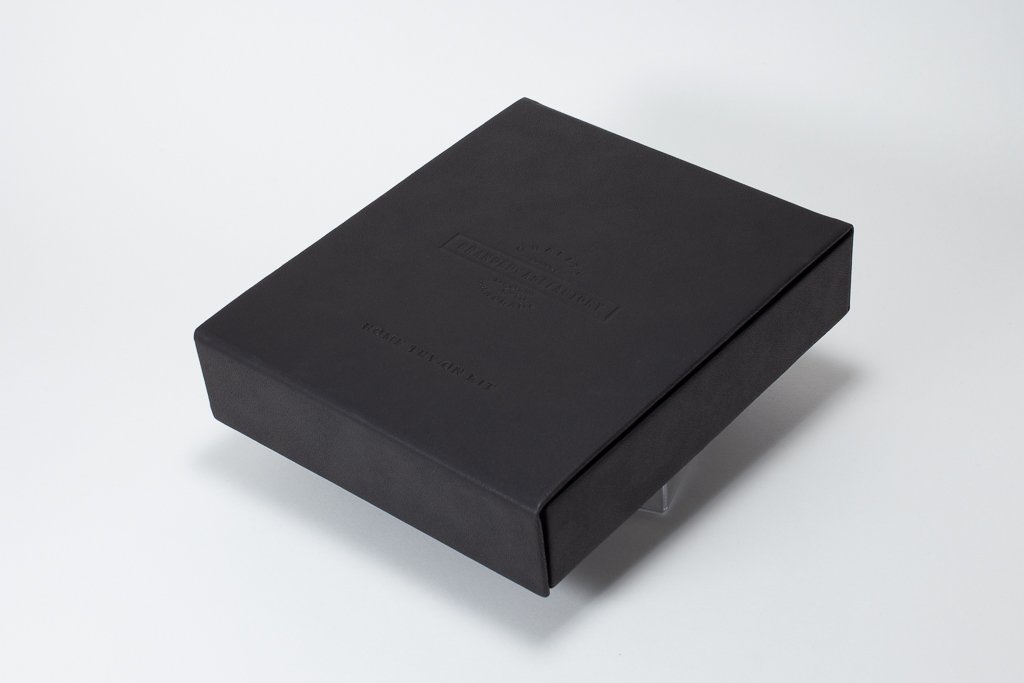 Display Box PU Black - Image 3