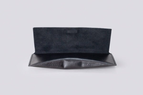 KSP057 Leatherette Black Case - Image 2