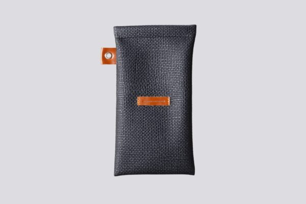 Spring Top Soft Pouch with Eyelet Black