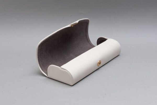 HFU62M Case PU Beige - Image 2