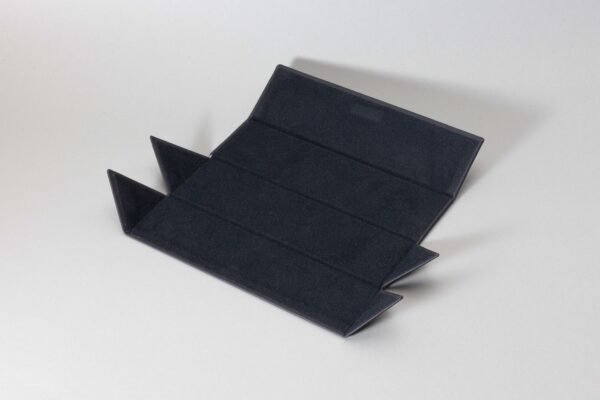 FF7 Cardboard Black - Image 4