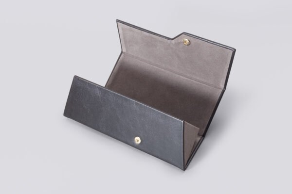 FF38L Vintage PU Black - Image 3